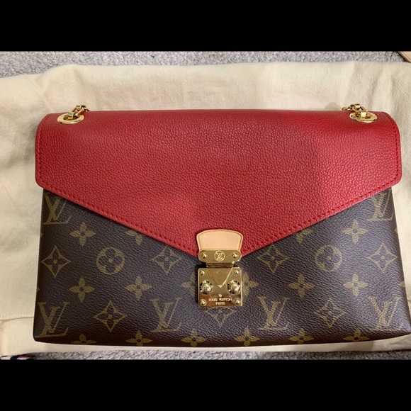 Louis Vuitton Pallas chain - Picture 1 of 4